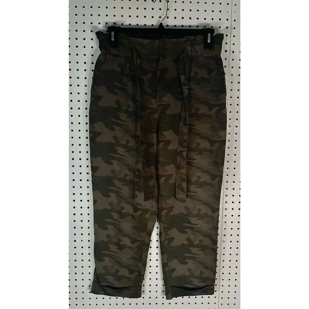 Star Stitch camo pants